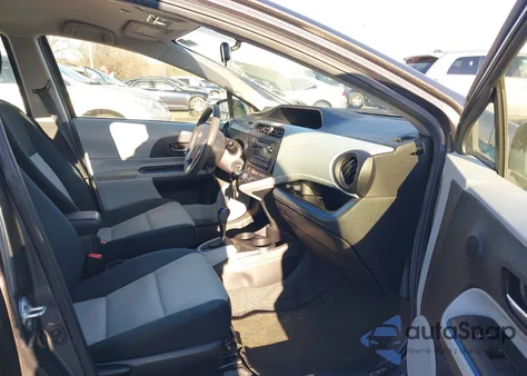 2012 Toyota Prius C Two z USA, uszkodzony, nr VIN JTDKDTB37C1505831